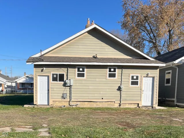 $750 | 1540 Unit A N Grant Avenue, Indianapolis, IN 46201