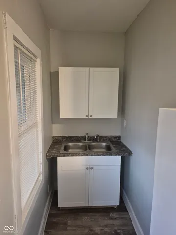 $750 | 1540 Unit A N Grant Avenue, Indianapolis, IN 46201