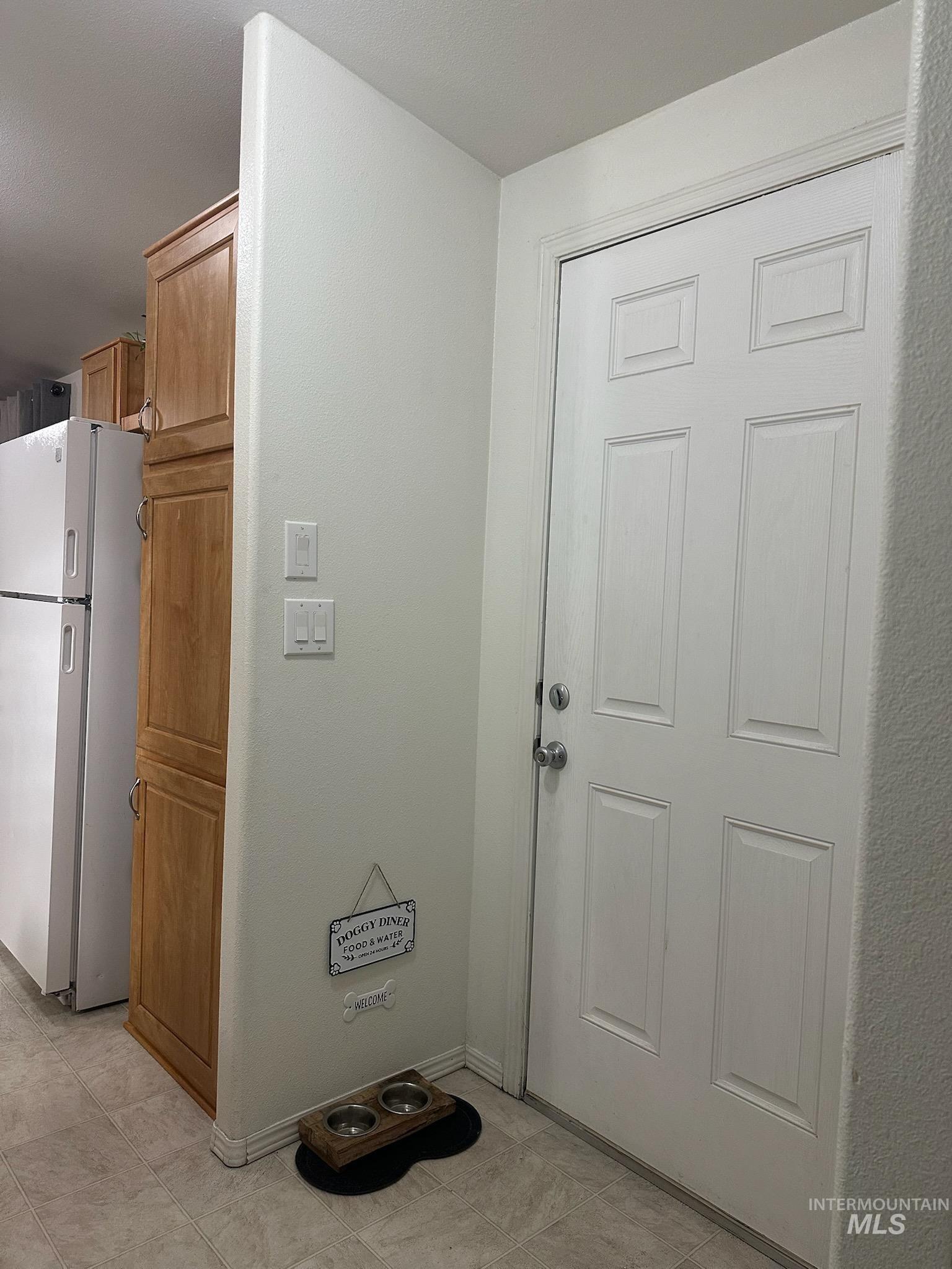 1171 North Sable Lane Boise, ID 83704 - Photo 15 of 19 View of doorway