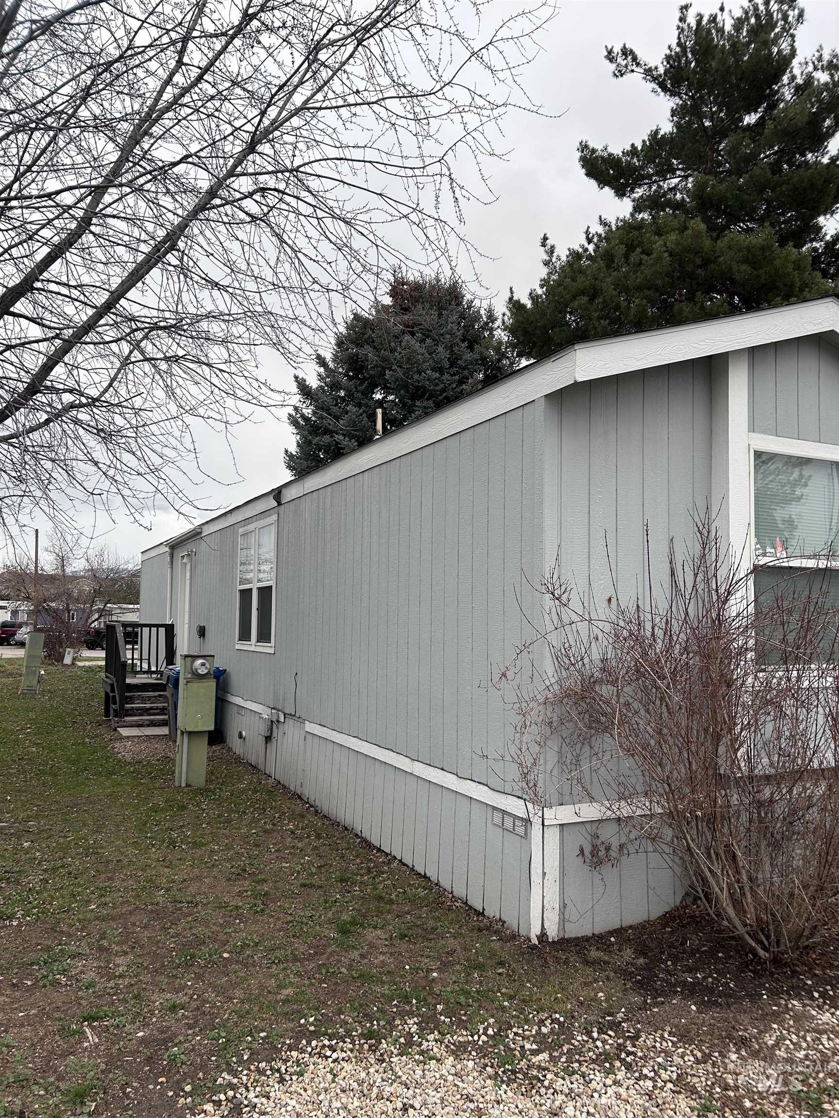 1171 North Sable Lane Boise, ID 83704 - Photo 18 of 19 View of home's exterior