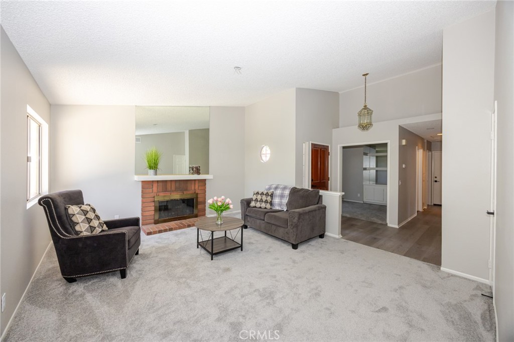 11013 Shaw Street Rancho Cucamonga, CA 91701 - Photo 3 of 32