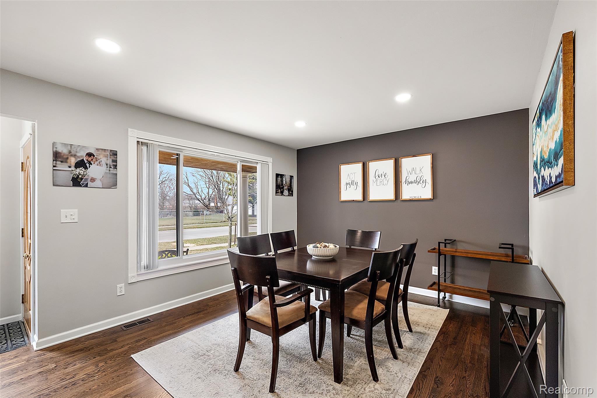 2386 Milverton Road Troy, MI 48083 - Photo 8 of 65 Formal Dining (2)