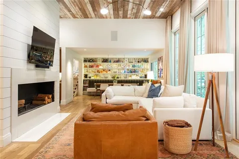 $3,300,000 | 695 West Conway Drive Northwest, Atlanta, GA 30327