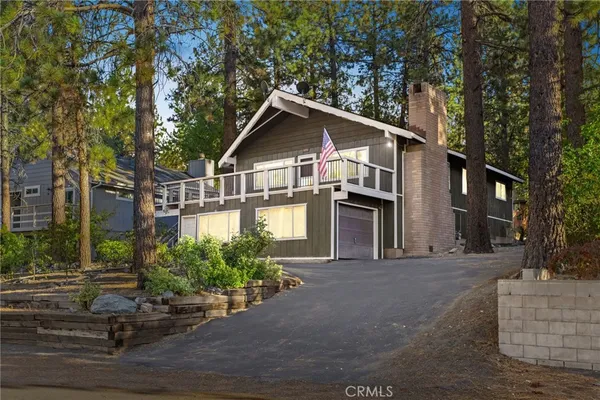 $430,000 | 5771 Heath Creek Drive, Wrightwood, CA 92397