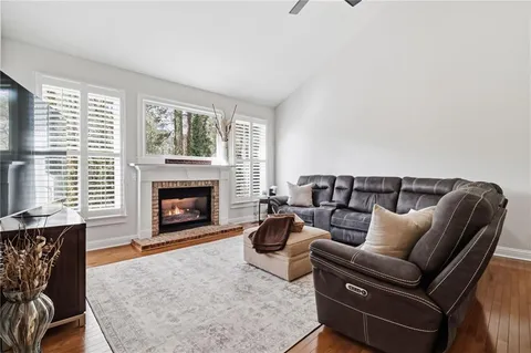 $975,000 | 3614 Summit Oaks Drive Northeast, Roswell, GA 30075