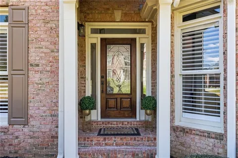 $975,000 | 3614 Summit Oaks Drive Northeast, Roswell, GA 30075