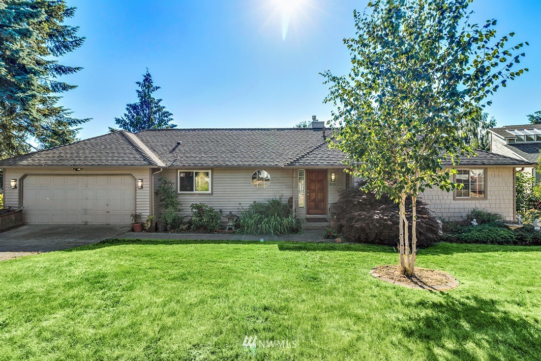 3013 Smithers Court South Renton, WA 98055 - Photo 1 of 23 Gallery Image 1