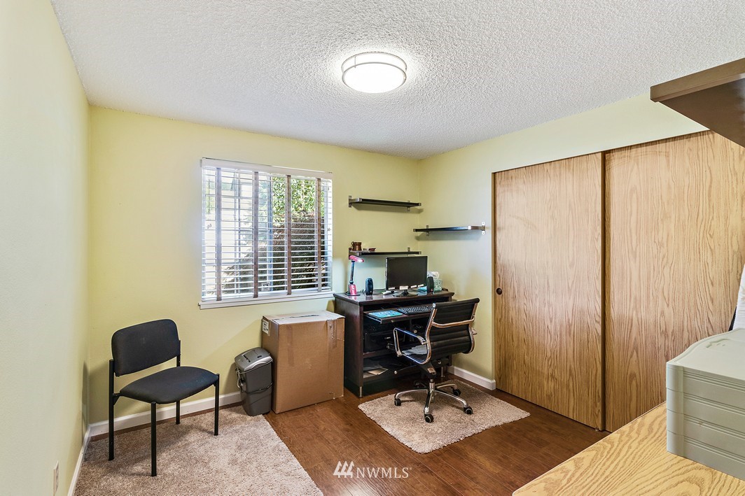 3013 Smithers Court South Renton, WA 98055 - Photo 16 of 23 Gallery Image 16