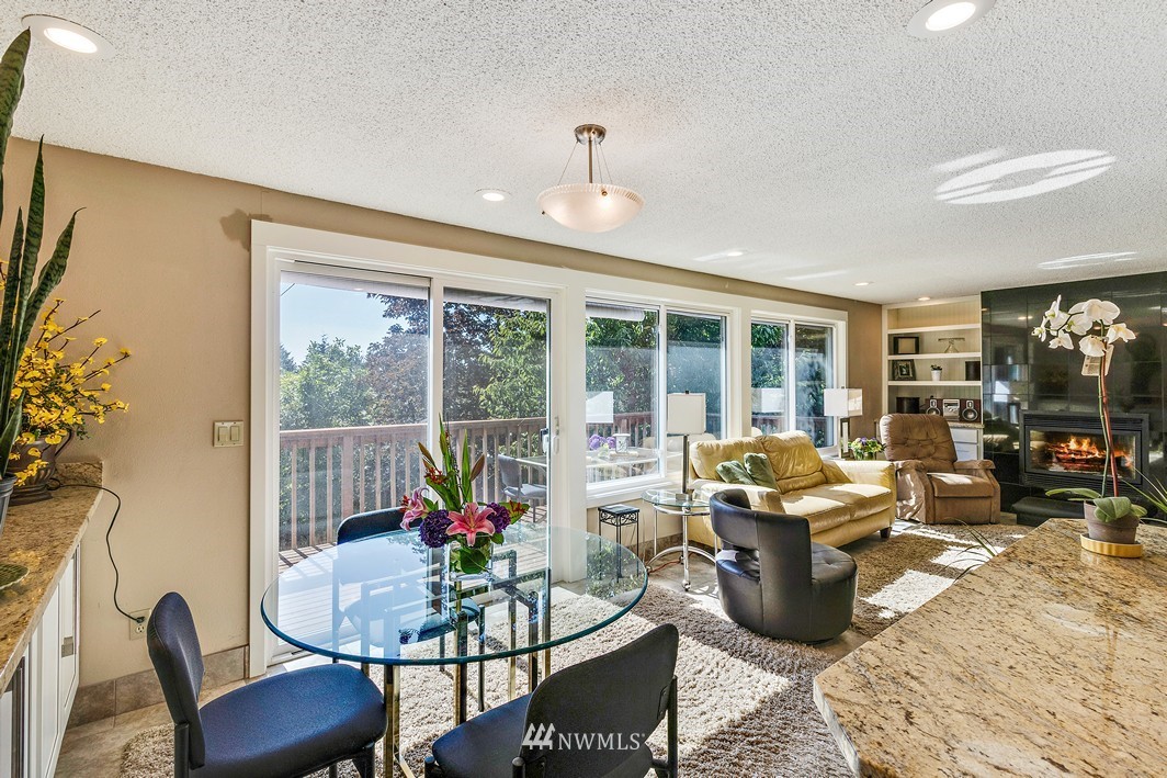 3013 Smithers Court South Renton, WA 98055 - Photo 6 of 23 Gallery Image 6