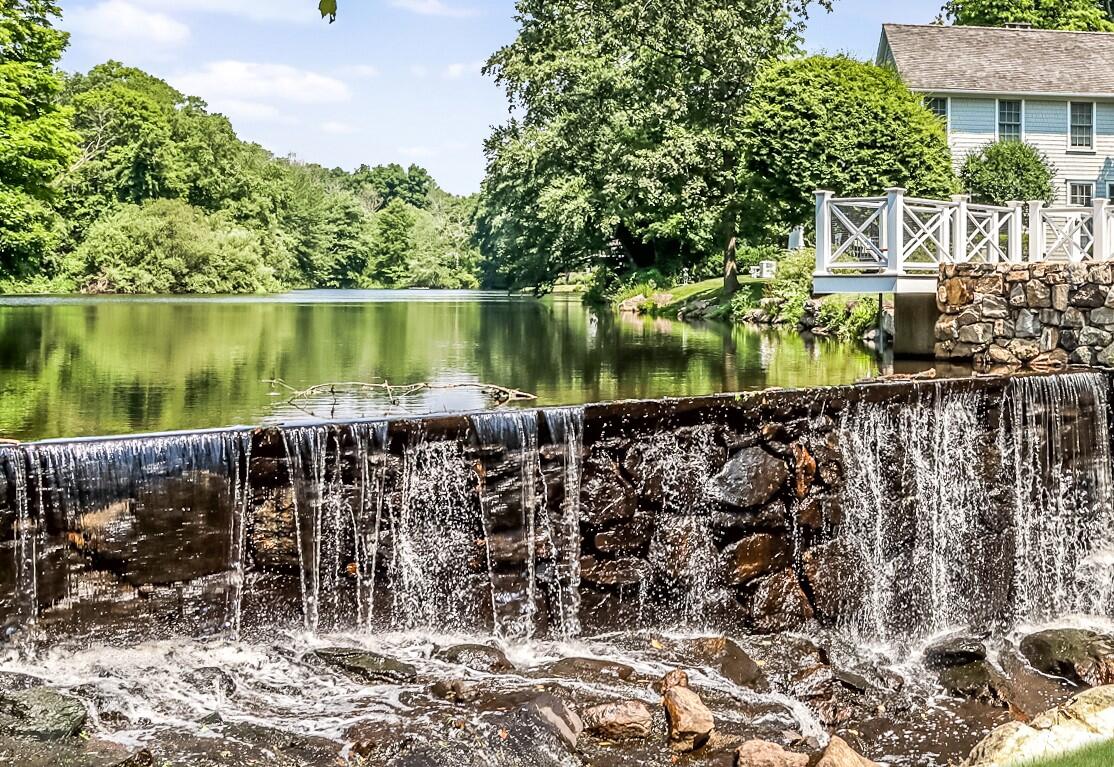 41 Jelliff Mill Road, Unit 7 New Canaan, CT 06840 - Photo 40 of 44 c8ef2cfd6b3bbcdcc09d0c0fcb7851e3e4894374