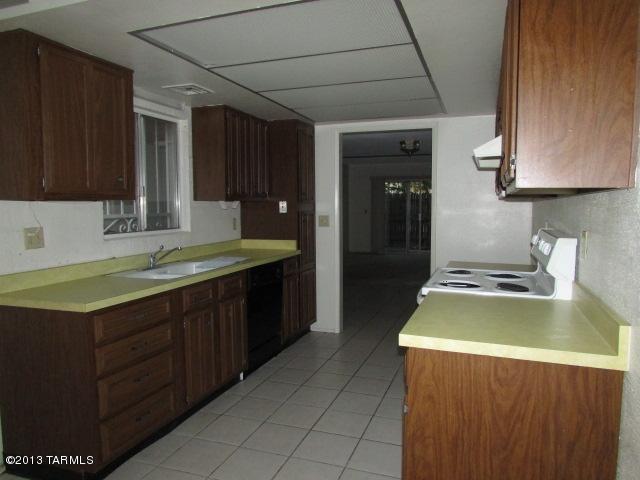 2525 East Prince Road, Unit 52 Tucson, AZ 85716 - Photo 8 of 32