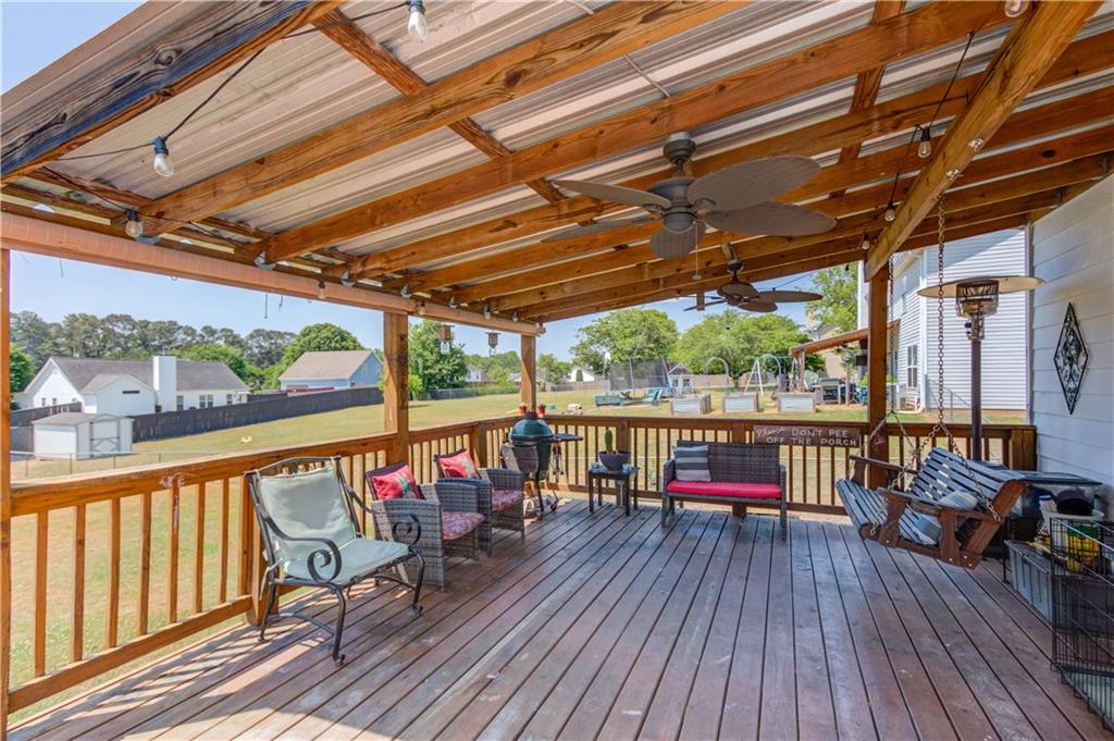 204 Angie Way Bethlehem, GA 30620 - Photo 33 of 42 a view of sitting area on roof deck