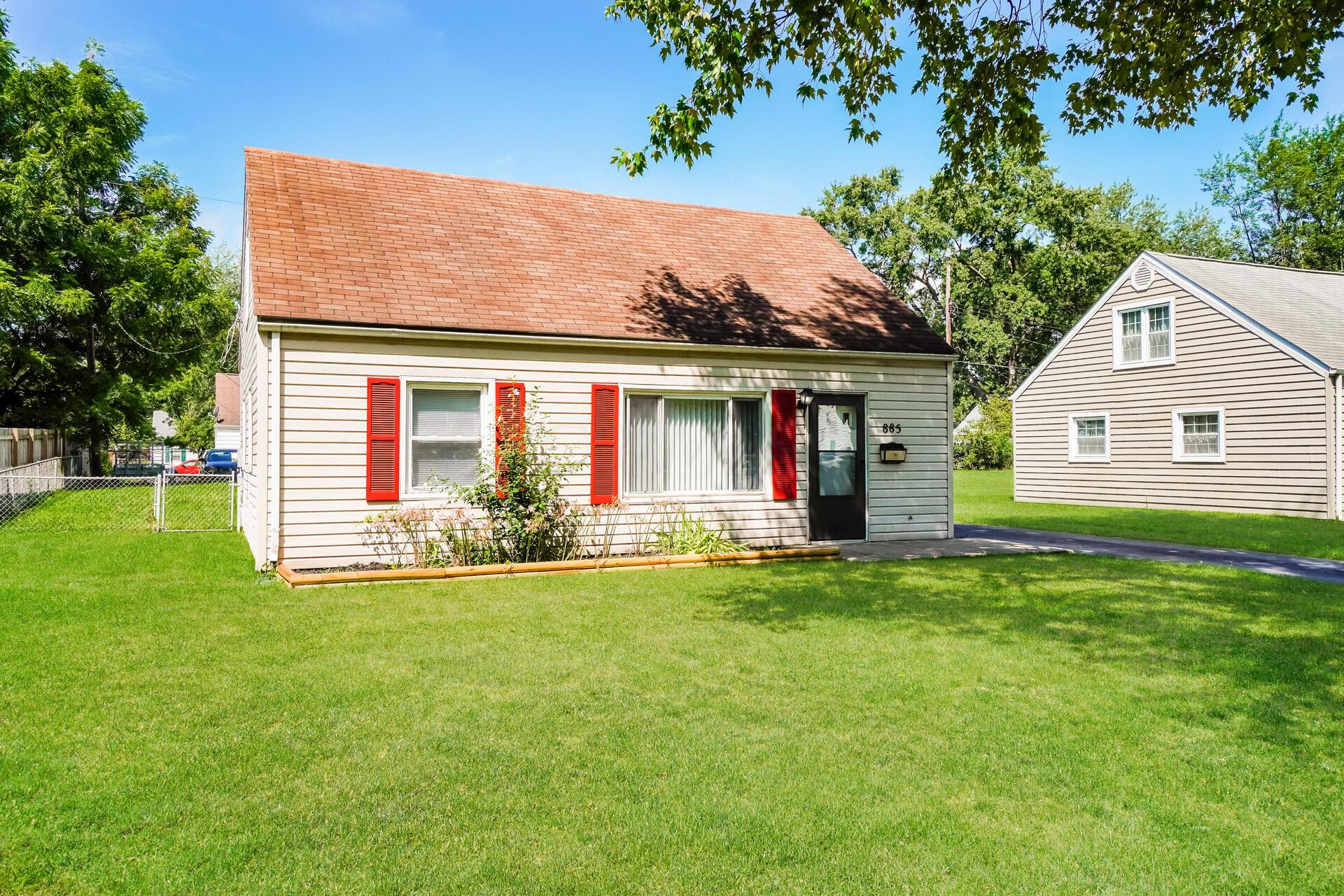 885 Duke Road Columbus, OH 43213 - Photo 2 of 13 1 Front1