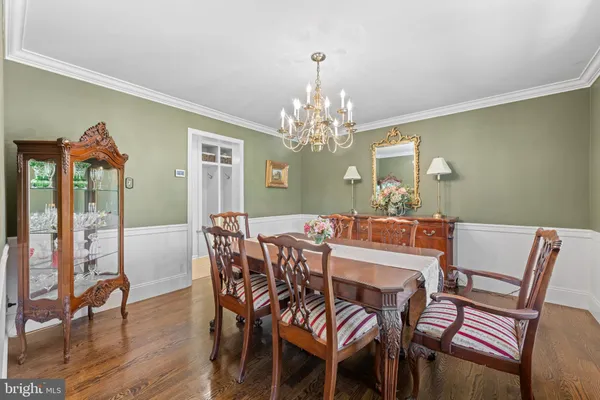 $1,199,000 | 1064 Beaumont Road, Berwyn, PA 19312