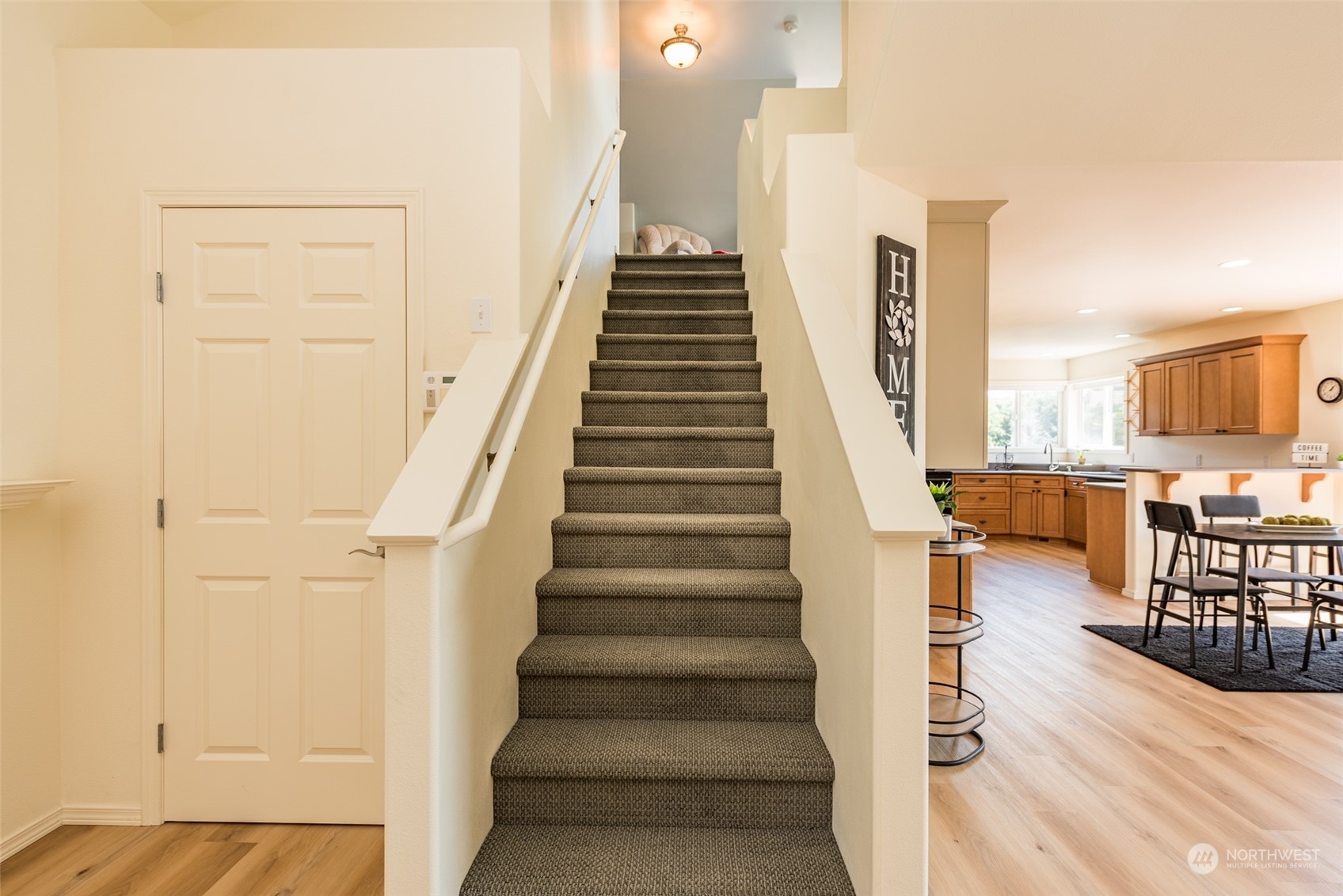 322 Ridge View Drive Sequim, WA 98382 - Photo 31 of 40 a view of entryway and hall with wooden floor