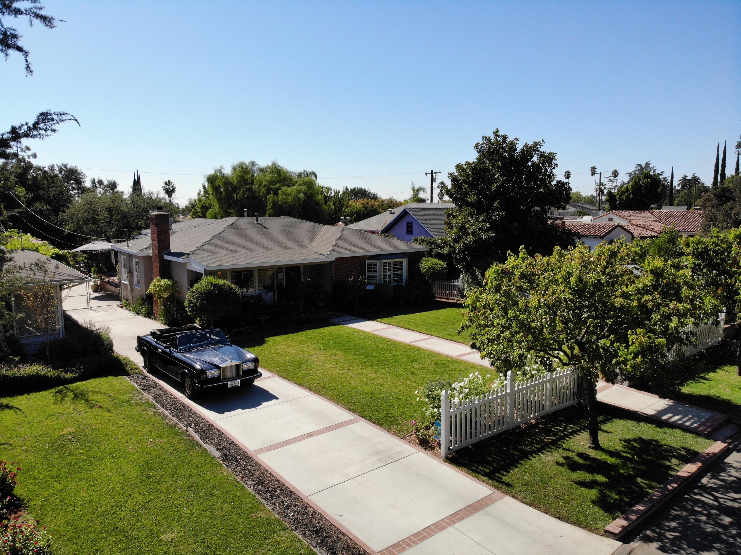 1644 Morada Place Altadena, CA 91001 - Photo 2 of 74 DJI_0952