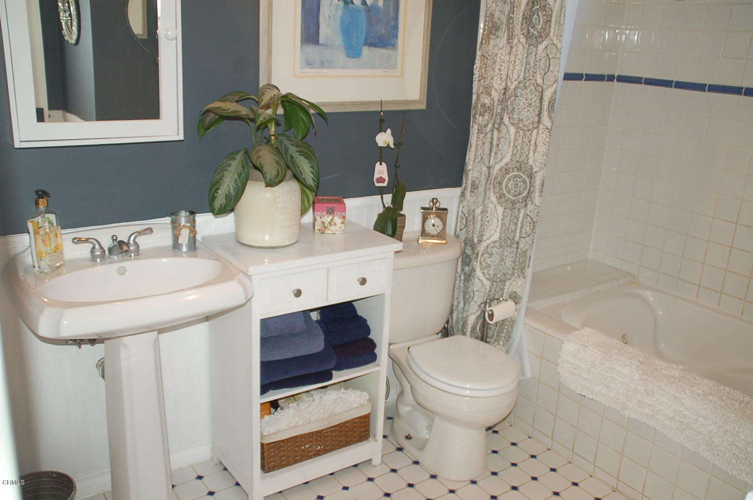 1644 Morada Place Altadena, CA 91001 - Photo 45 of 74 a bathroom with a sink toilet and shower