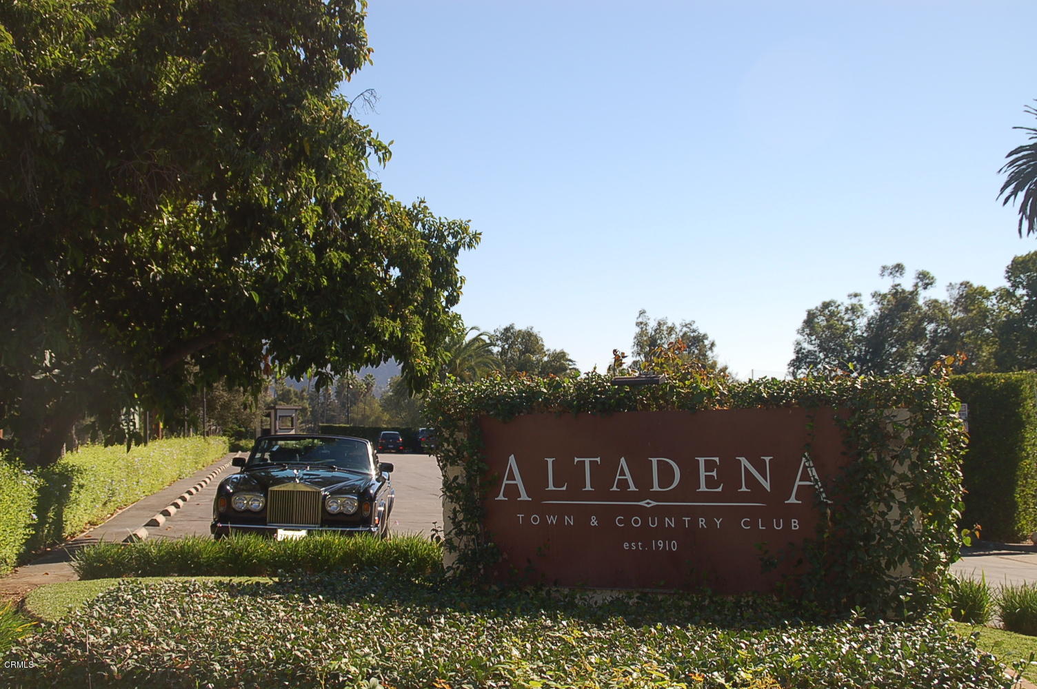 1644 Morada Place Altadena, CA 91001 - Photo 74 of 74 a view of outdoor space with signage and flags