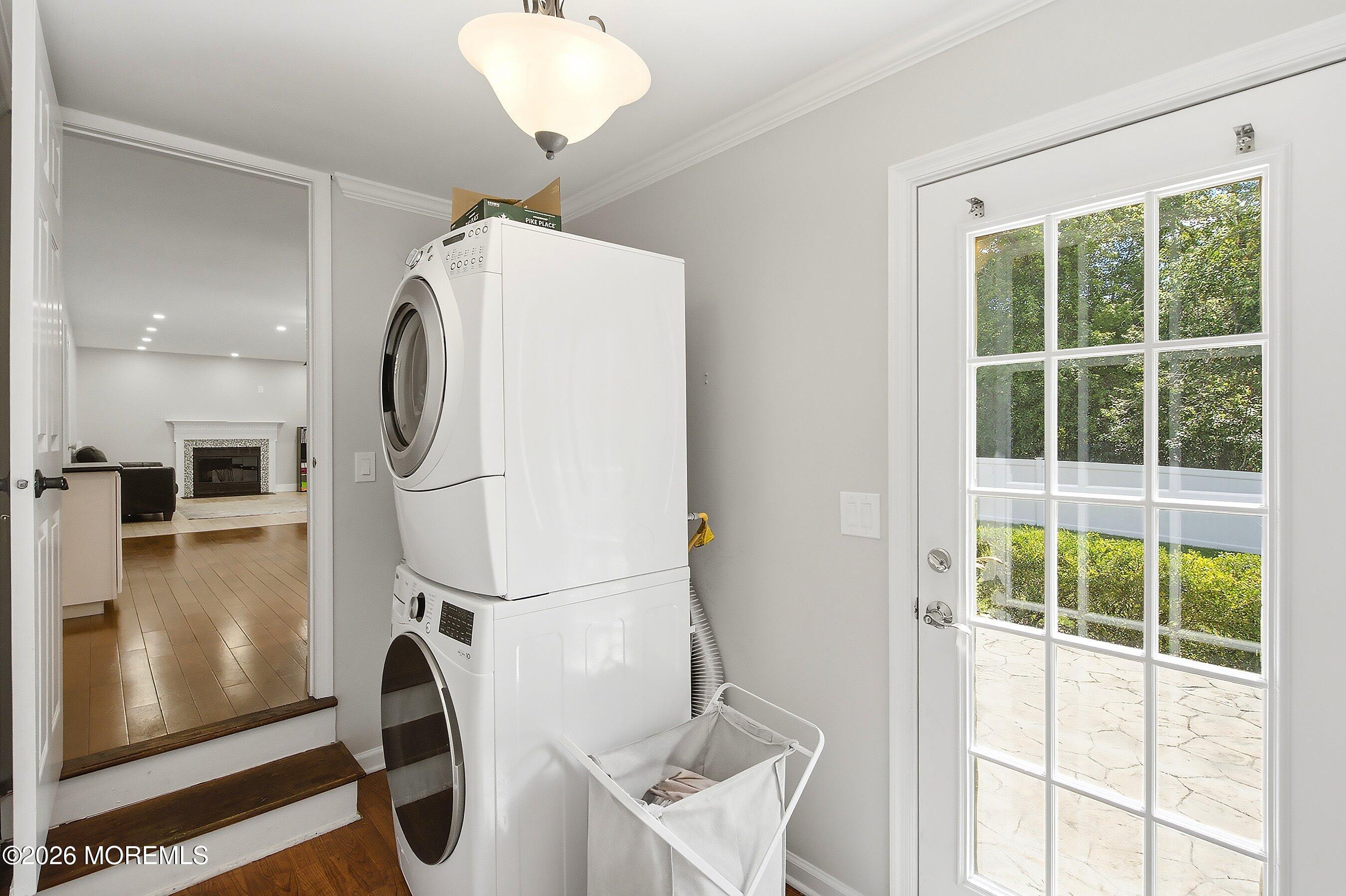 1 Cripple Creek Road Howell, NJ 07731 - Photo 15 of 35 16-Laundry