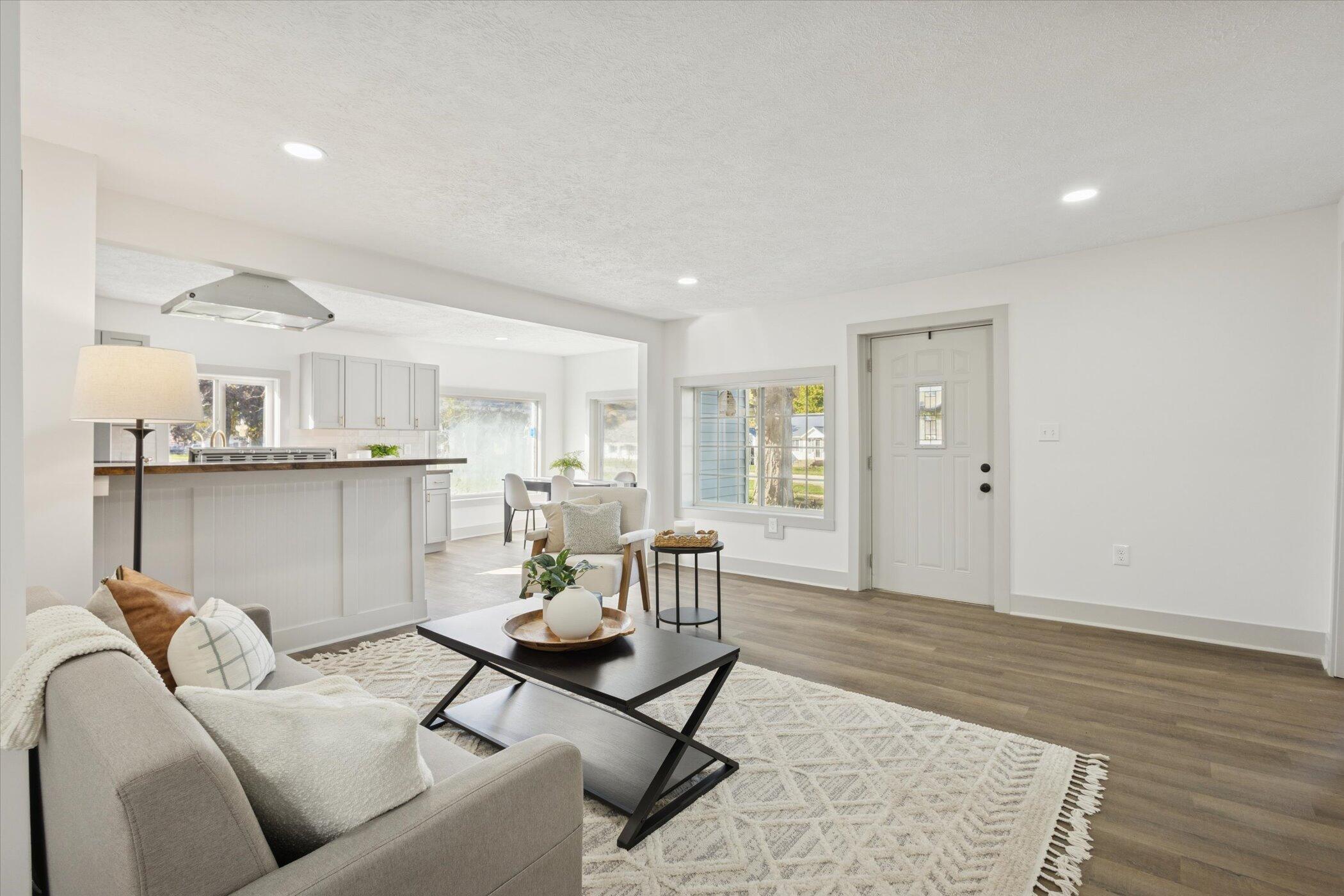 528 Lincoln Road Otsego, MI 49078 - Photo 11 of 38 11-528-Lincoln-Rd-Otsego-MI-49078-Window