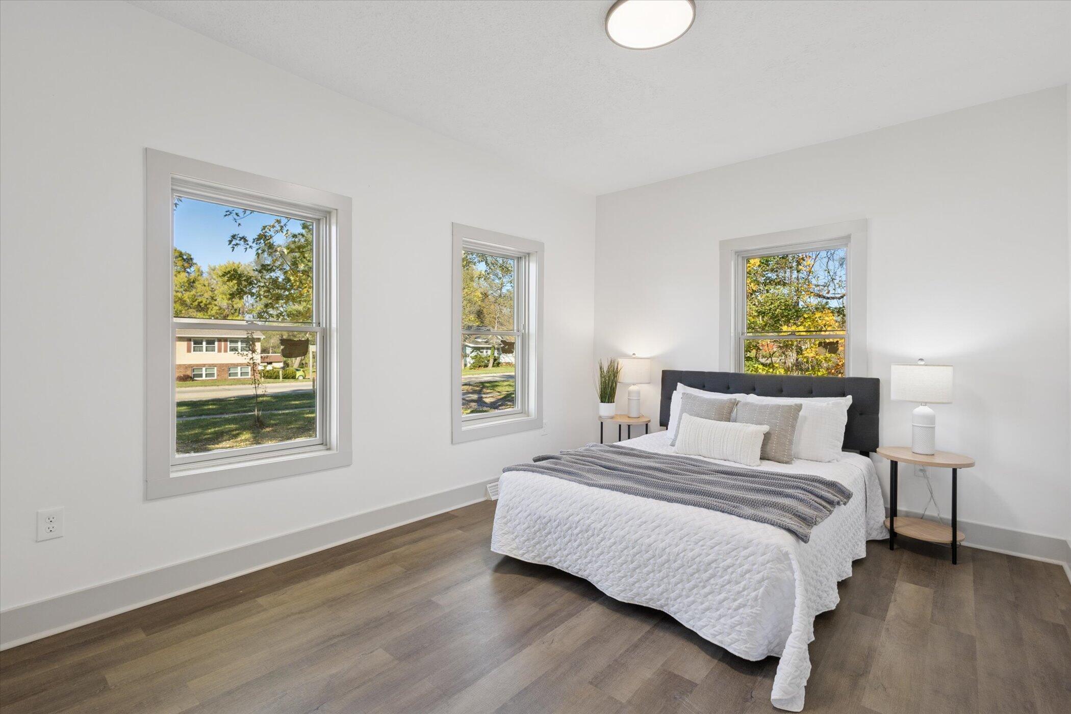 528 Lincoln Road Otsego, MI 49078 - Photo 22 of 38 22-528-Lincoln-Rd-Otsego-MI-49078-Window