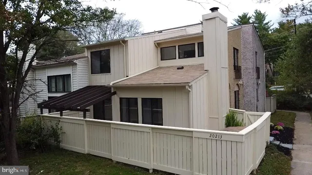 $425,000 | 20213 Lea Pond Place, Montgomery Village, MD 20886