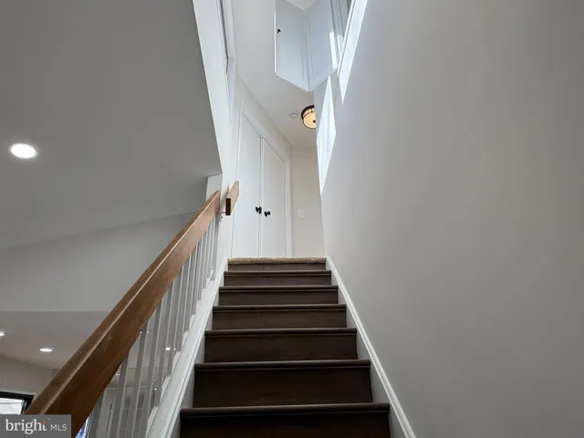 $425,000 | 20213 Lea Pond Place, Montgomery Village, MD 20886