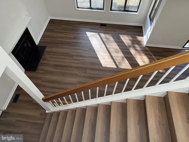 $425,000 | 20213 Lea Pond Place, Montgomery Village, MD 20886