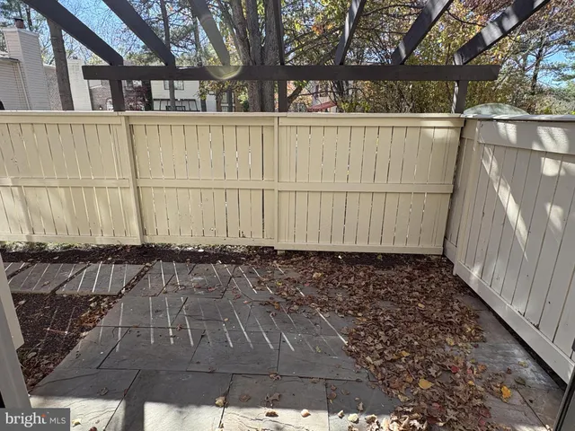 $425,000 | 20213 Lea Pond Place, Montgomery Village, MD 20886