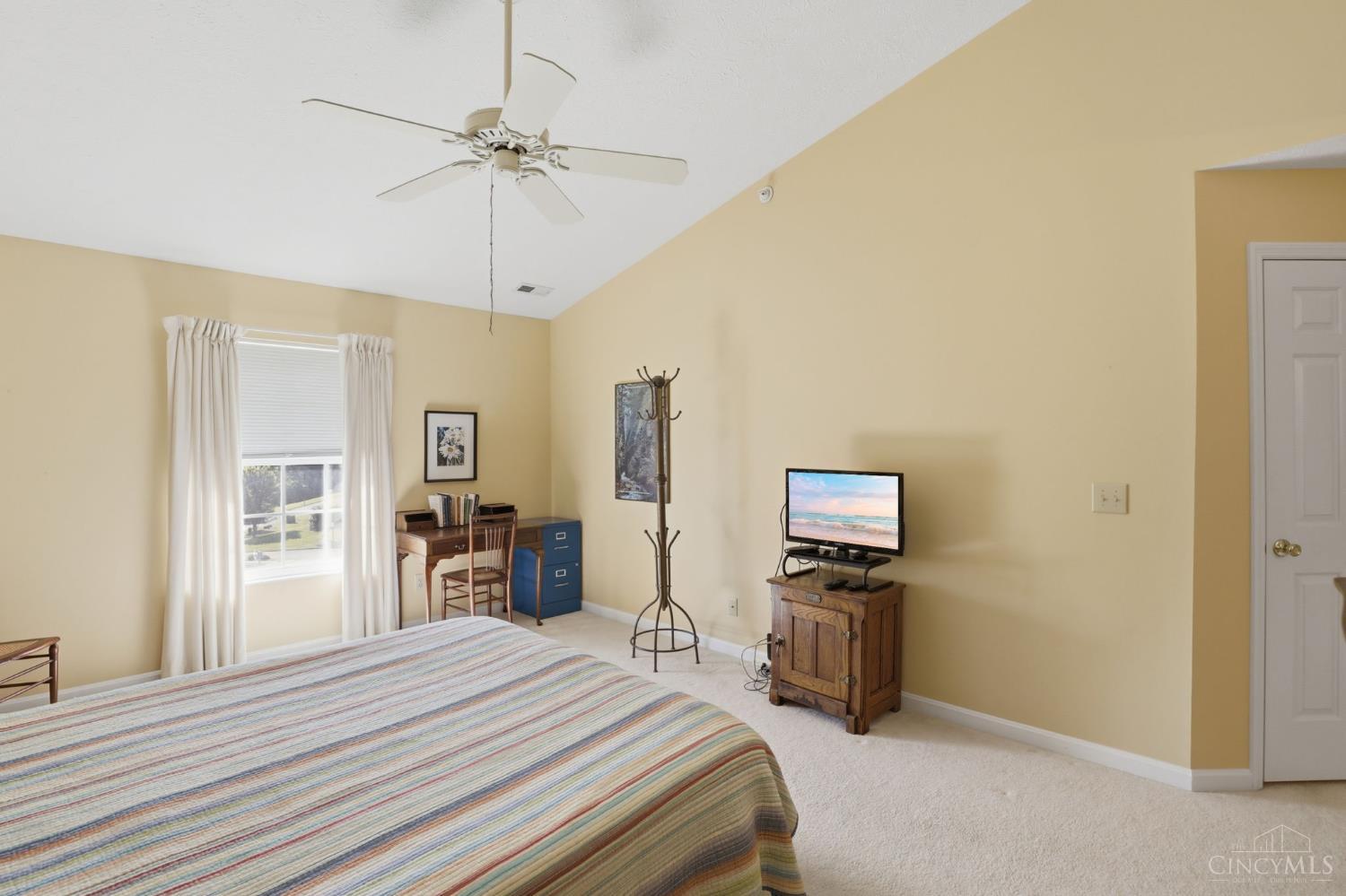 4341 Regency Ridge Court, Unit 304 Cincinnati, OH 45248 - Photo 22 of 40