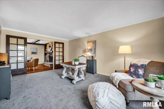 $364,900 | 5501 North Holly Hedges Court, Peoria, IL 61614