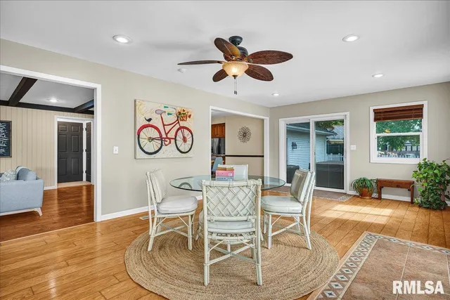 $364,900 | 5501 North Holly Hedges Court, Peoria, IL 61614