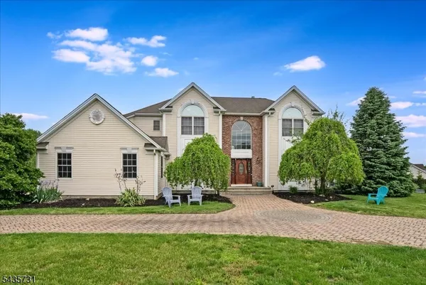 $889,000 | 24 Saddle Ridge Road, Sparta, NJ 07871
