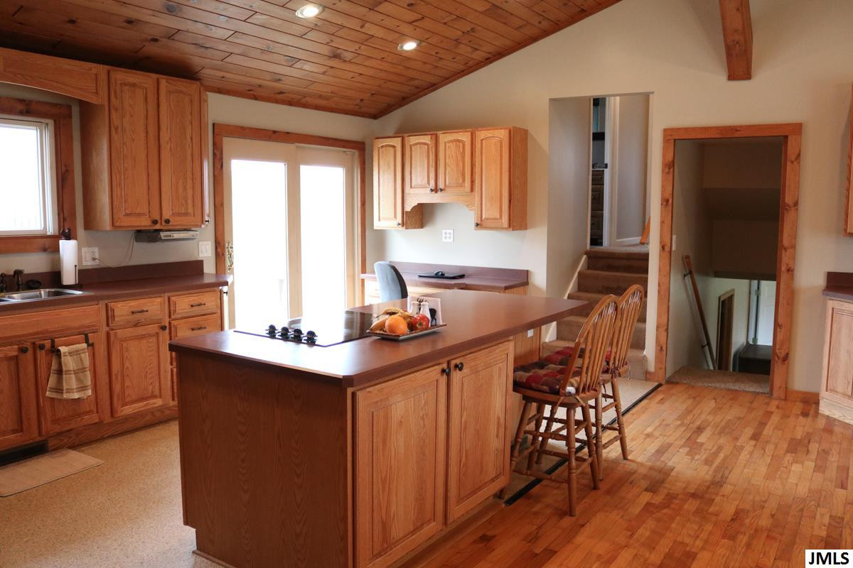 13135 Bunkerhill Road Munith, MI 49259 - Photo 4 of 36 Photo 4