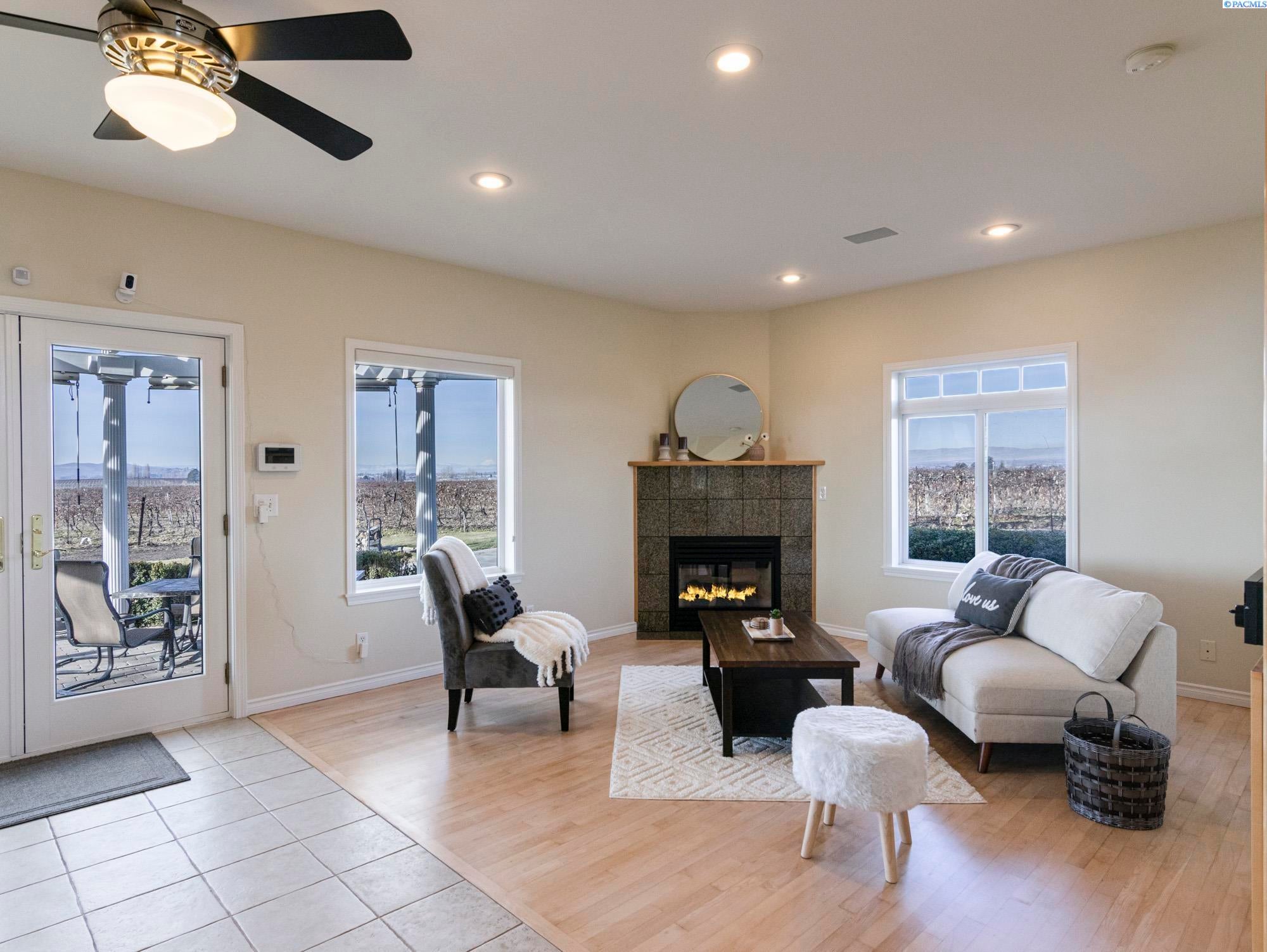 1831 East Allen Road Sunnyside, WA 98944 - Photo 11 of 30 Gallery Image 11