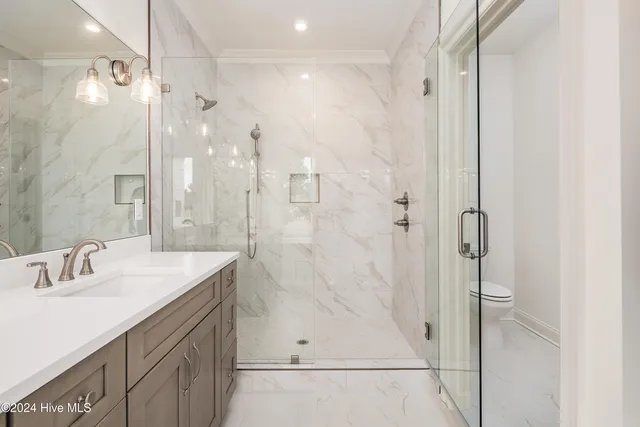 $834,900 | 76 Pine Tree Point, Snow Hill, NC 28580