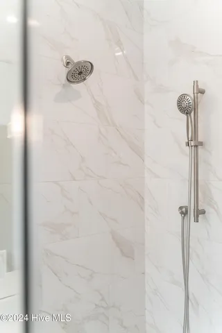 $834,900 | 76 Pine Tree Point, Snow Hill, NC 28580