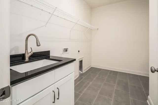 $834,900 | 76 Pine Tree Point, Snow Hill, NC 28580