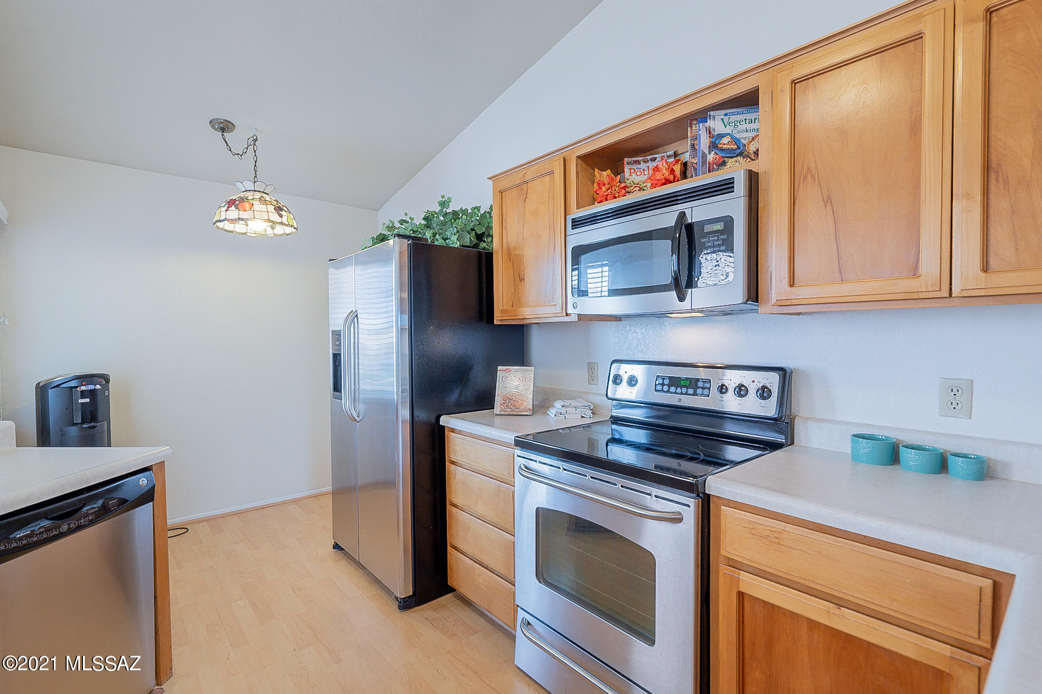 4304 East Presidio Road Tucson, AZ 85712 - Photo 3 of 38