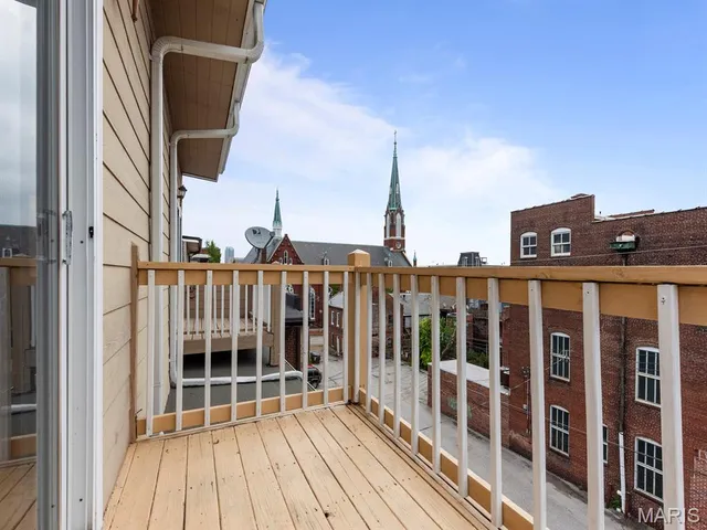 $164,900 | 1714 South Tucker Boulevard, Unit D, St. Louis, MO 63104