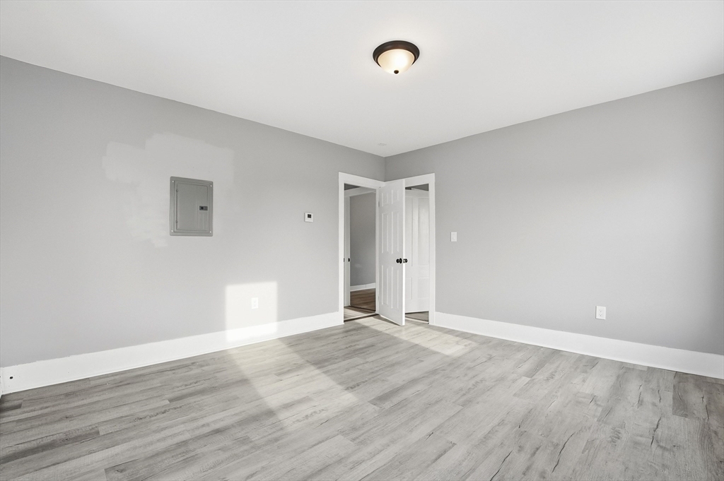 6 Wilbur Street Taunton, MA 02780 - Photo 14 of 21