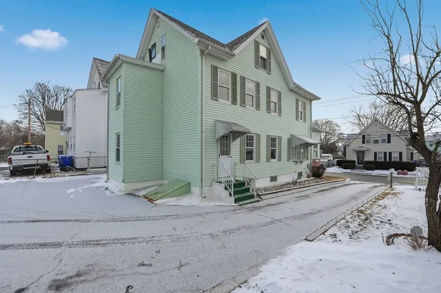 $649,999 | 6 Wilbur Street, Taunton, MA 02780
