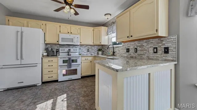 $335,000 | 507 Woolf Road, Warrenton, MO 63383