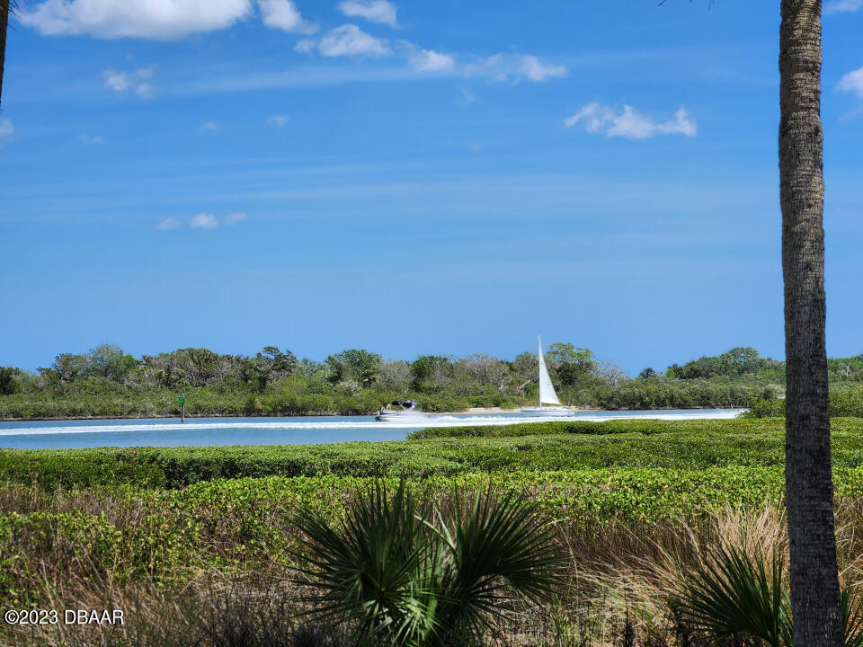 753 Navigators Way Edgewater, FL 32141 - Photo 14 of 36 15