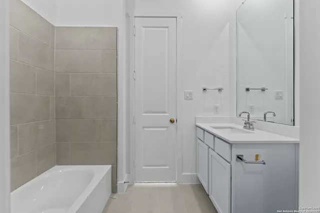 $404,990 | 5520 Paschal Park, New Braunfels, TX 78132