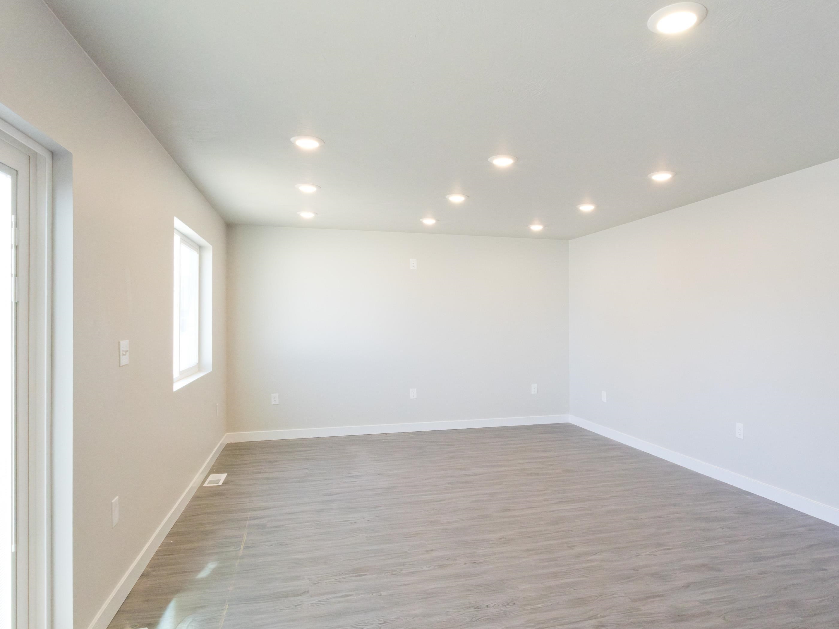 1407 Kaye Way Rock Springs, WY 82901 - Photo 4 of 23