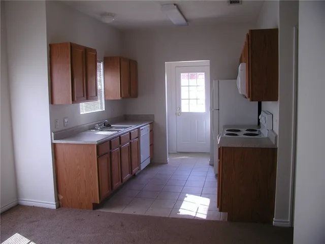 $1,350 | 2425 Berger Drive, Bryan, TX 77802