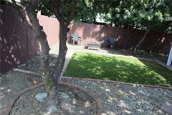 $899,000 | 2143 West Arlington Street, Long Beach, CA 90810