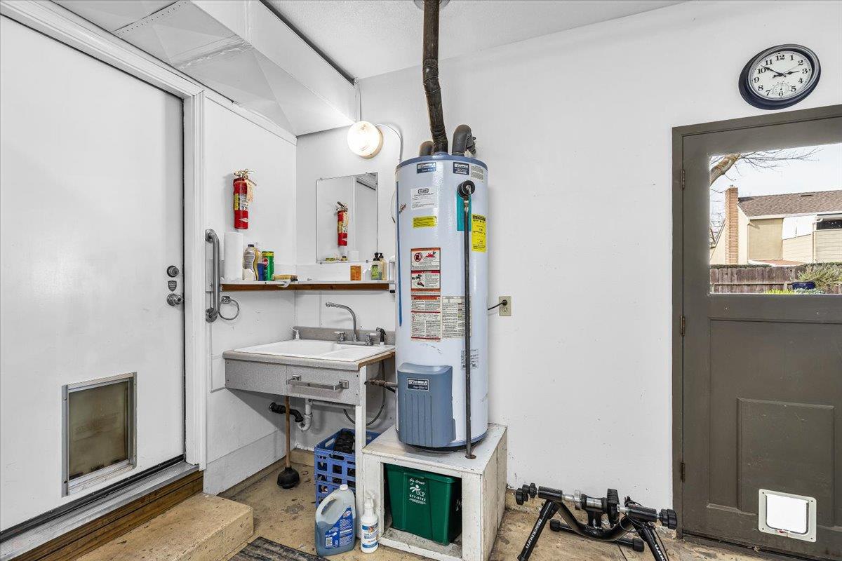 3909 Trillium Avenue Modesto, CA 95356 - Photo 49 of 75