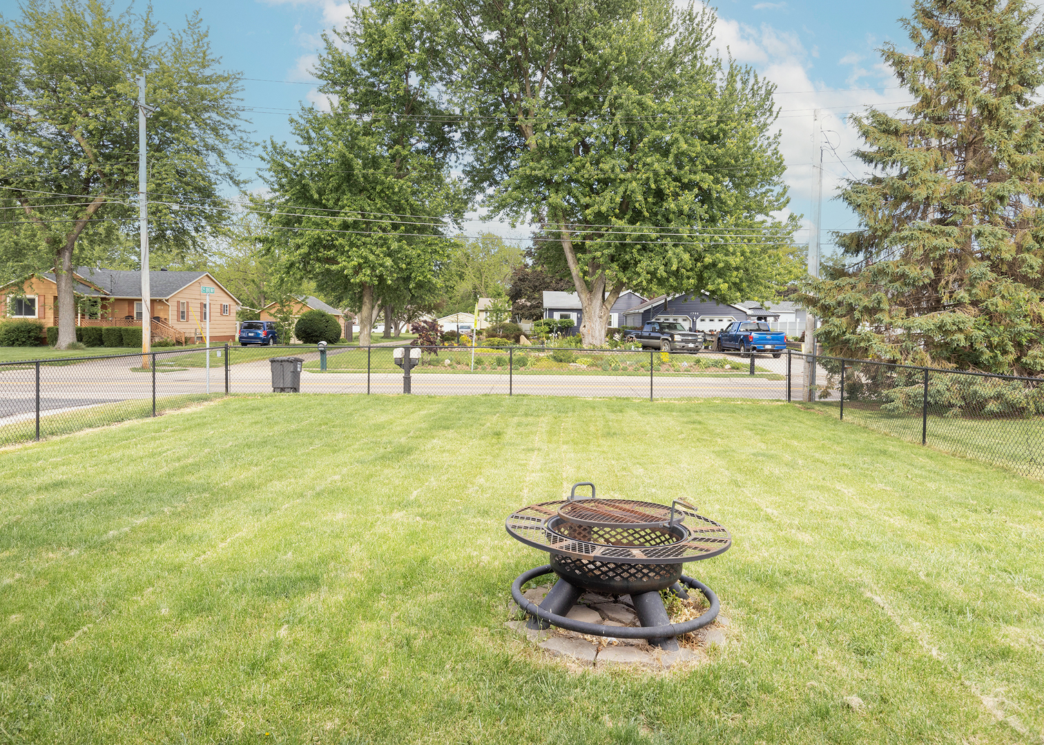 1301 53rd Street Moline, IL 61265 - Photo 22 of 25